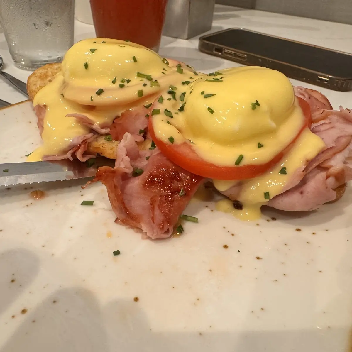 Eggs Benedict