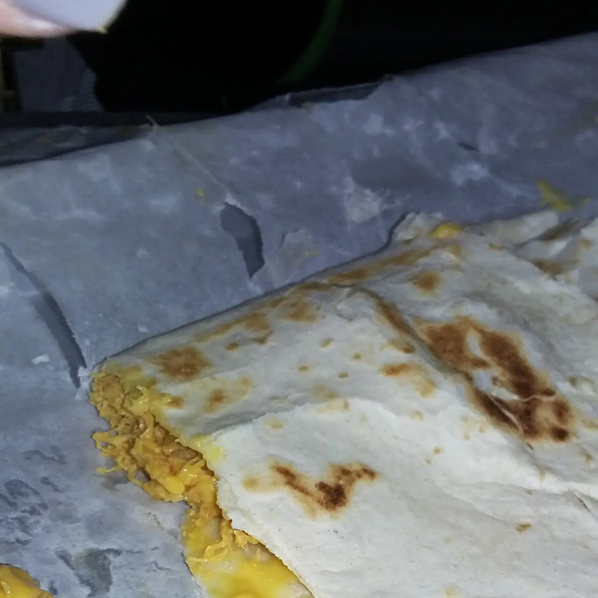Quesadilla de Pollo Y Queso Fundido