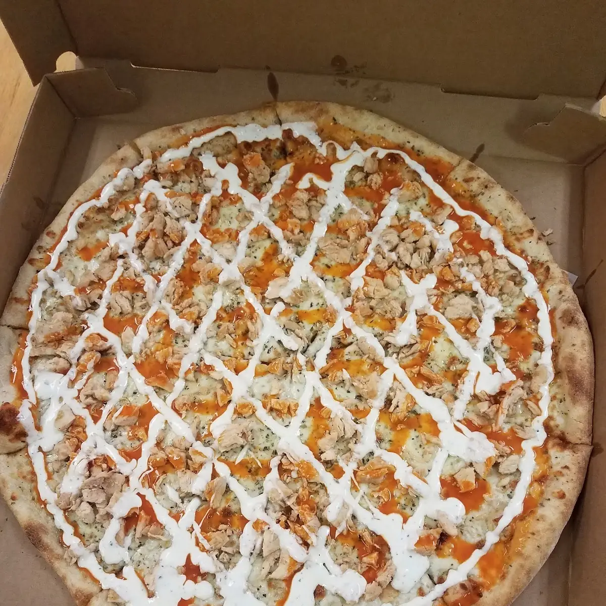 XL Buffalo Chicken Pizza 10