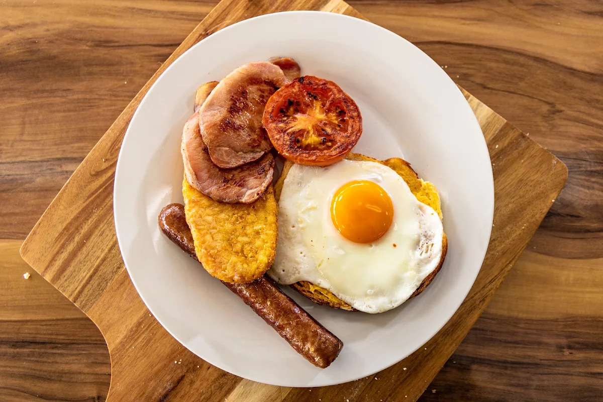Highlights, Ararat Roadhouse