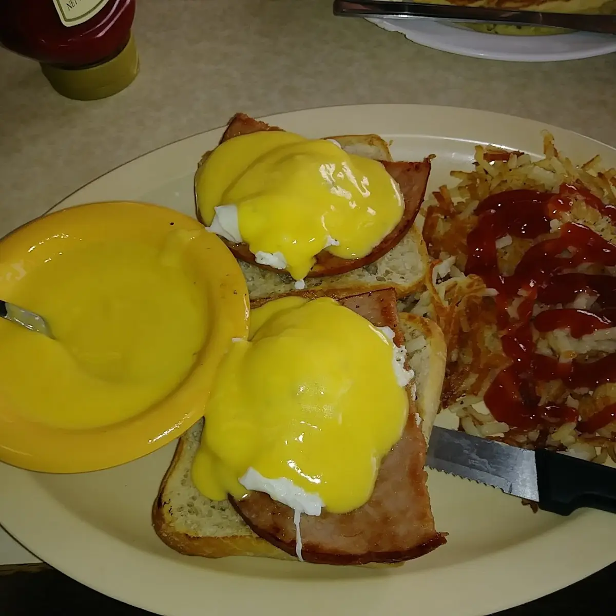 Eggs Benedict