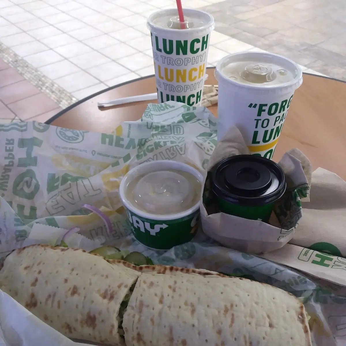 Foot Long Flat Bread De Pollo