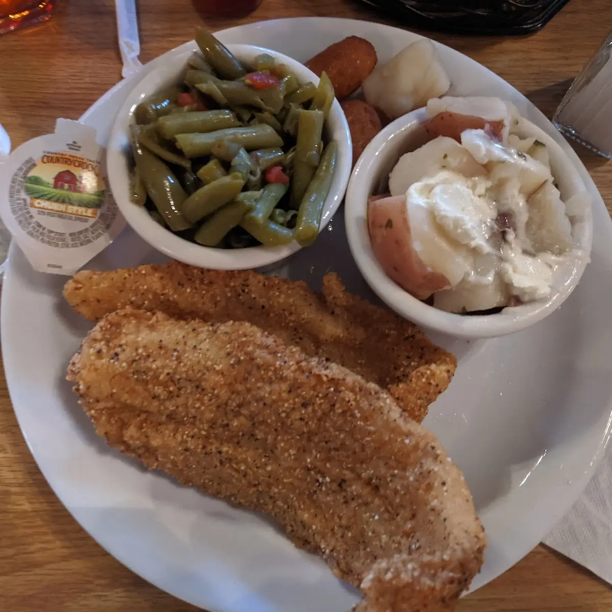 Catfish Sandwich Deluxe Meal