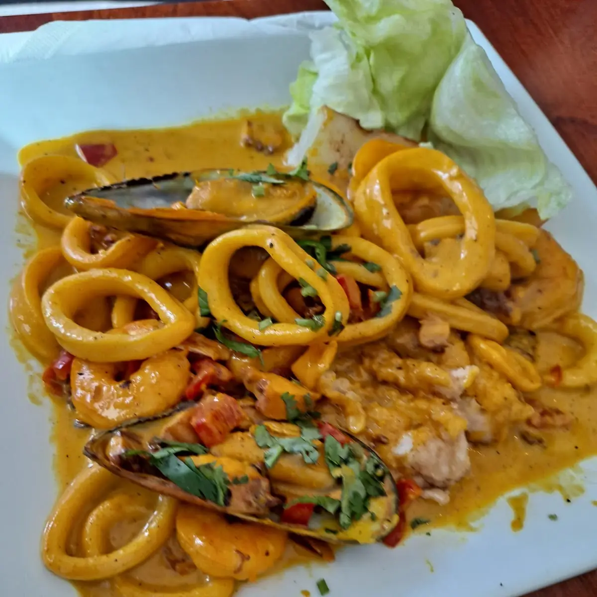Tacu Tacu con Pescado a lo Macho / Tacu Tacu with Macho Style Fish