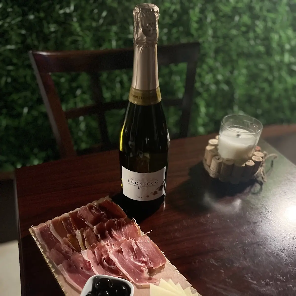 Tabla de Jamón Serrano Y Queso Manchego