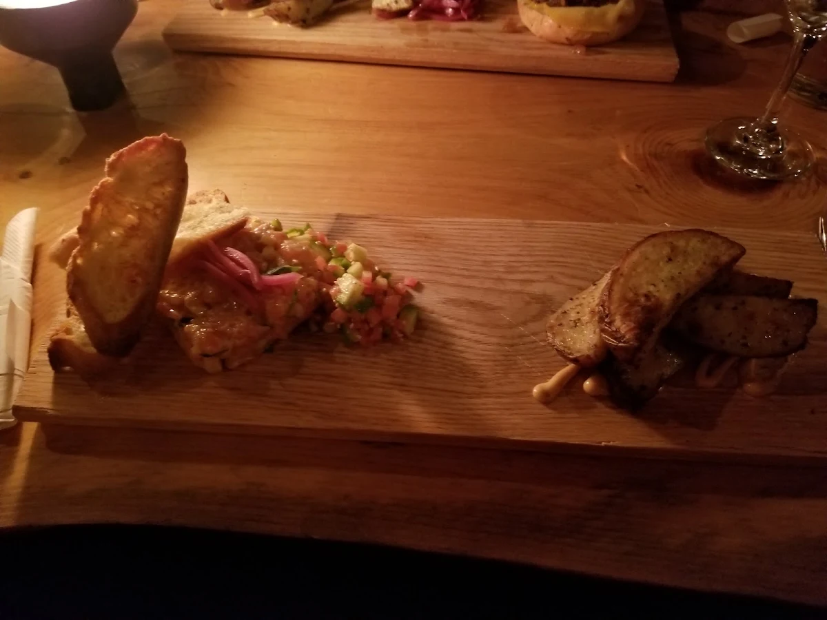 Tartare de Saumon, Clébard