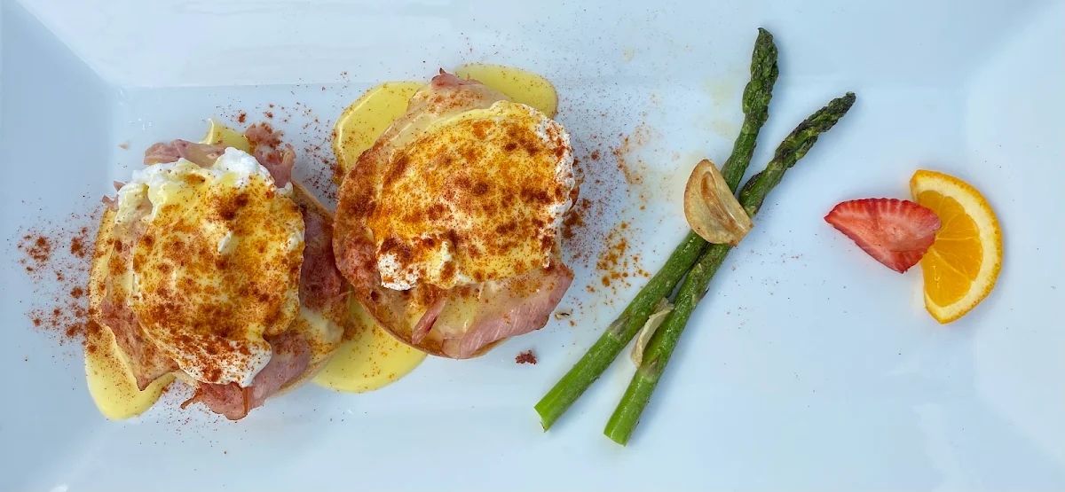 Eggs Benedict
