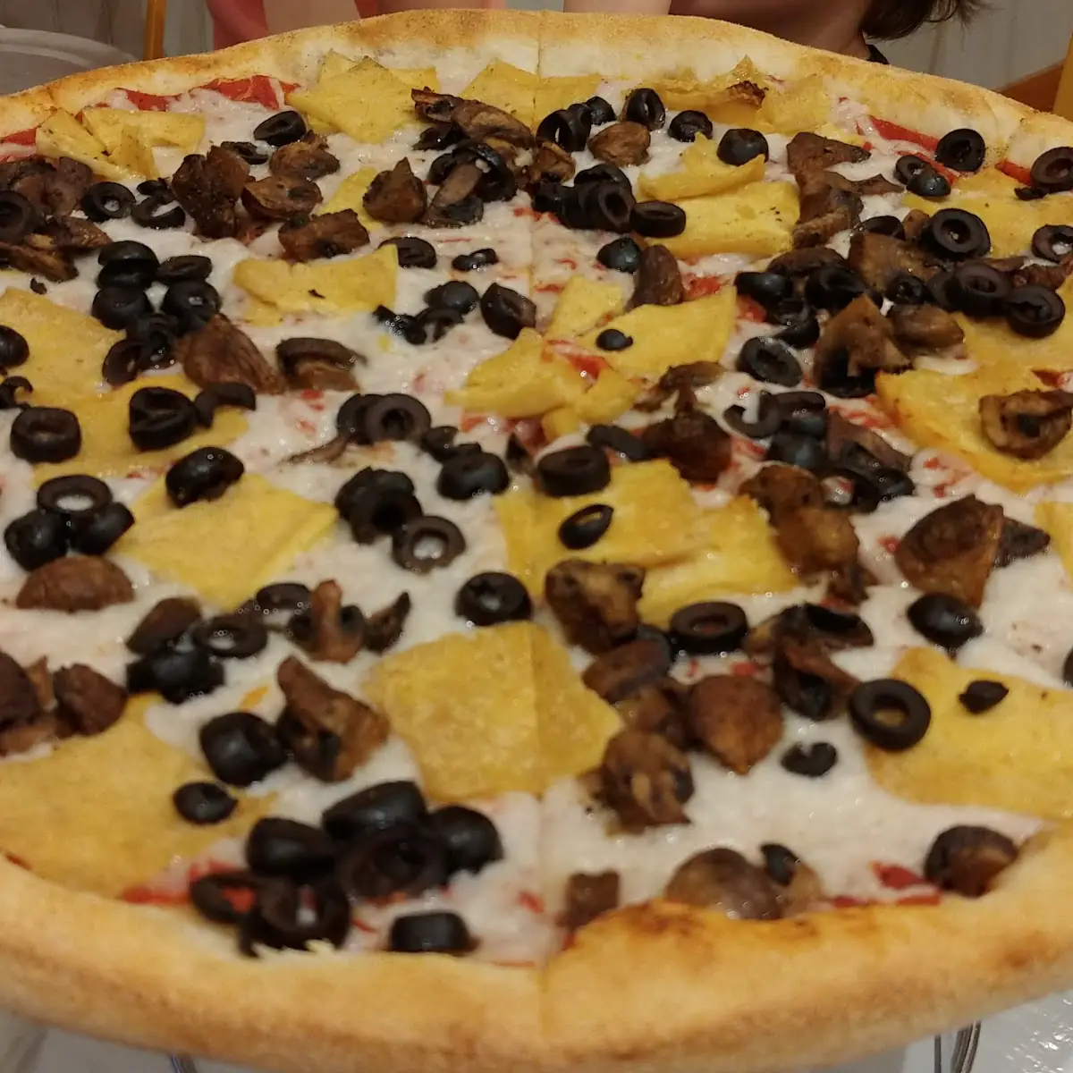 Vegan Pizza with Tofue
