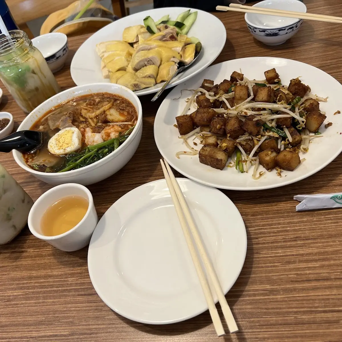 Wonton Goh Loh Rice Noodle