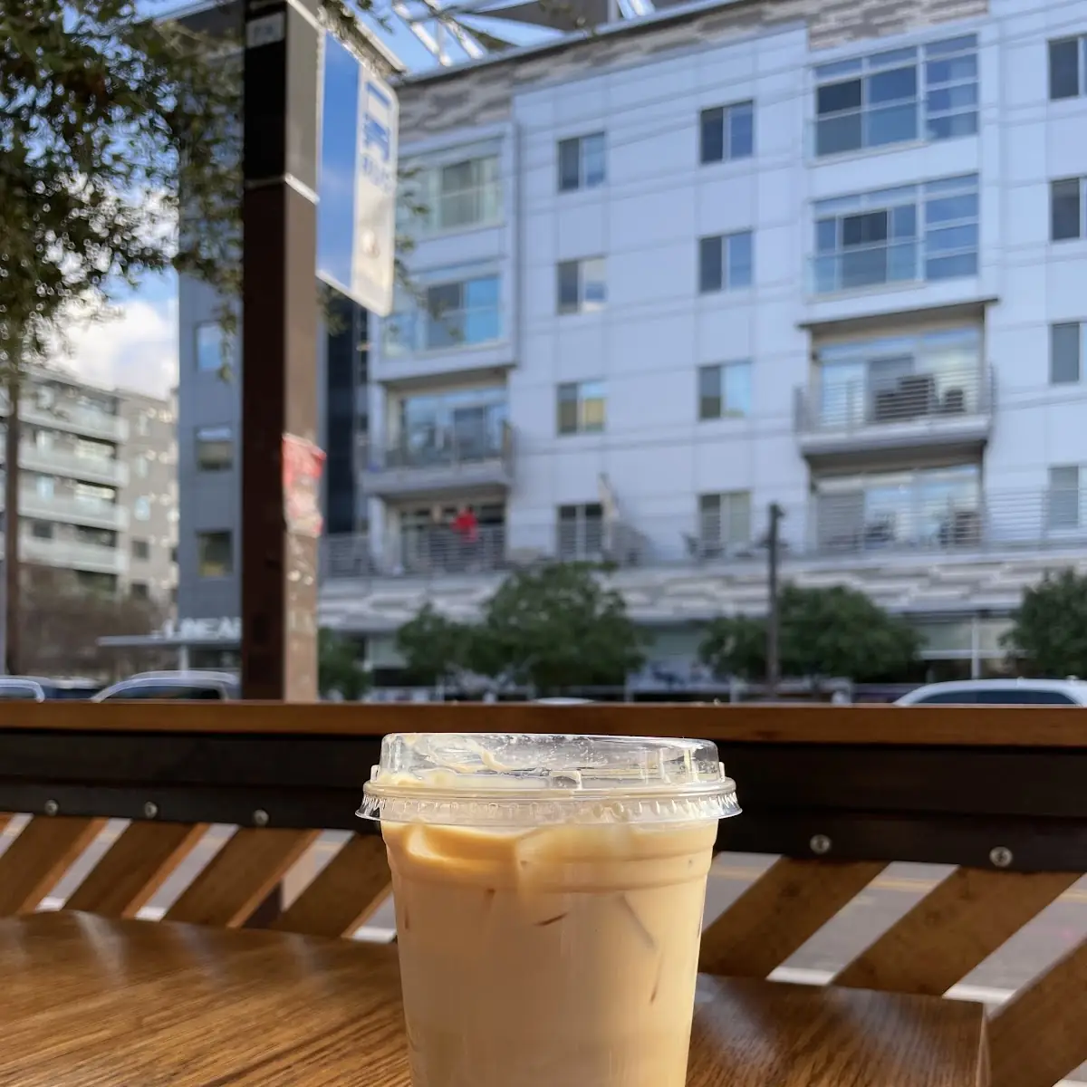 Iced Vanilla Latte