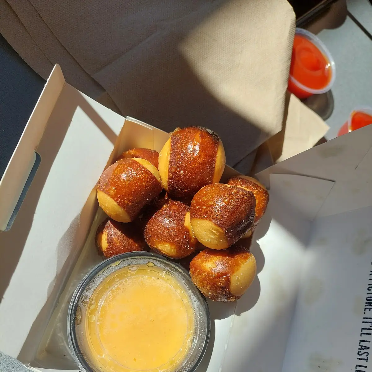 Pretzel Bites & Cheese Sauce