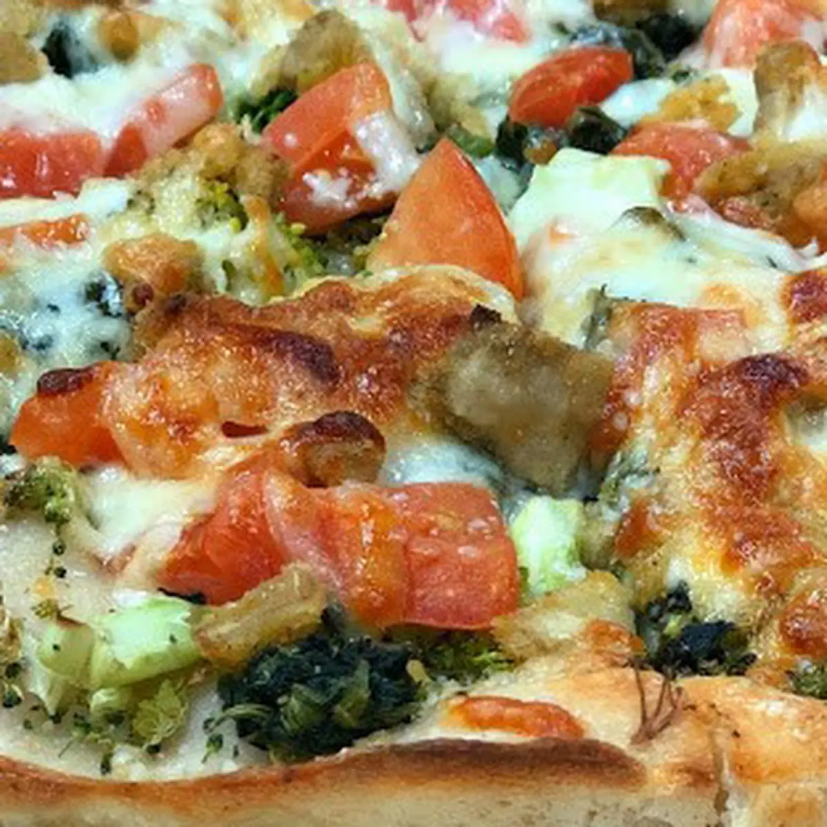 Thin Crust Pesto Pizza