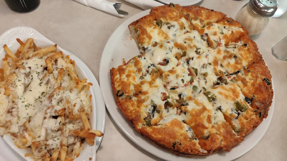 Highlights, Royal Pizza Market Mall
