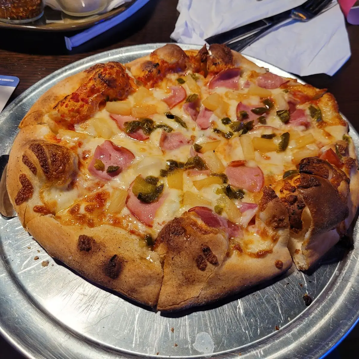 Hot Hawaiian Pizza