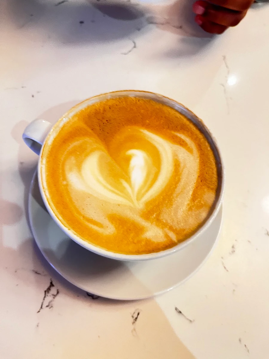 Latte Macchiato, Coffee Culture Café & Eatery