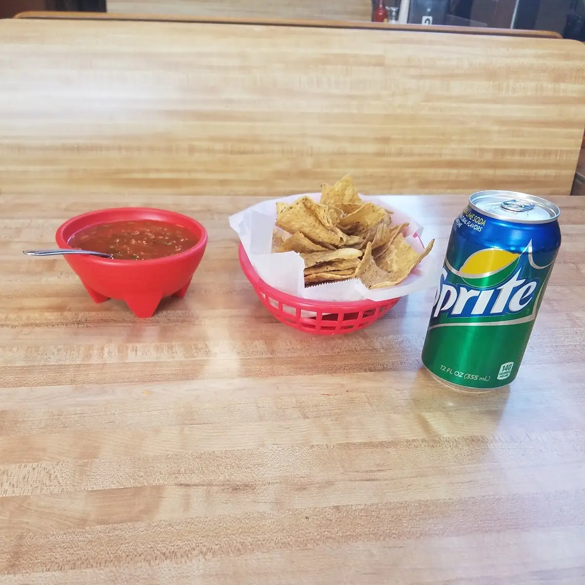 Chips Salsa & Sprite