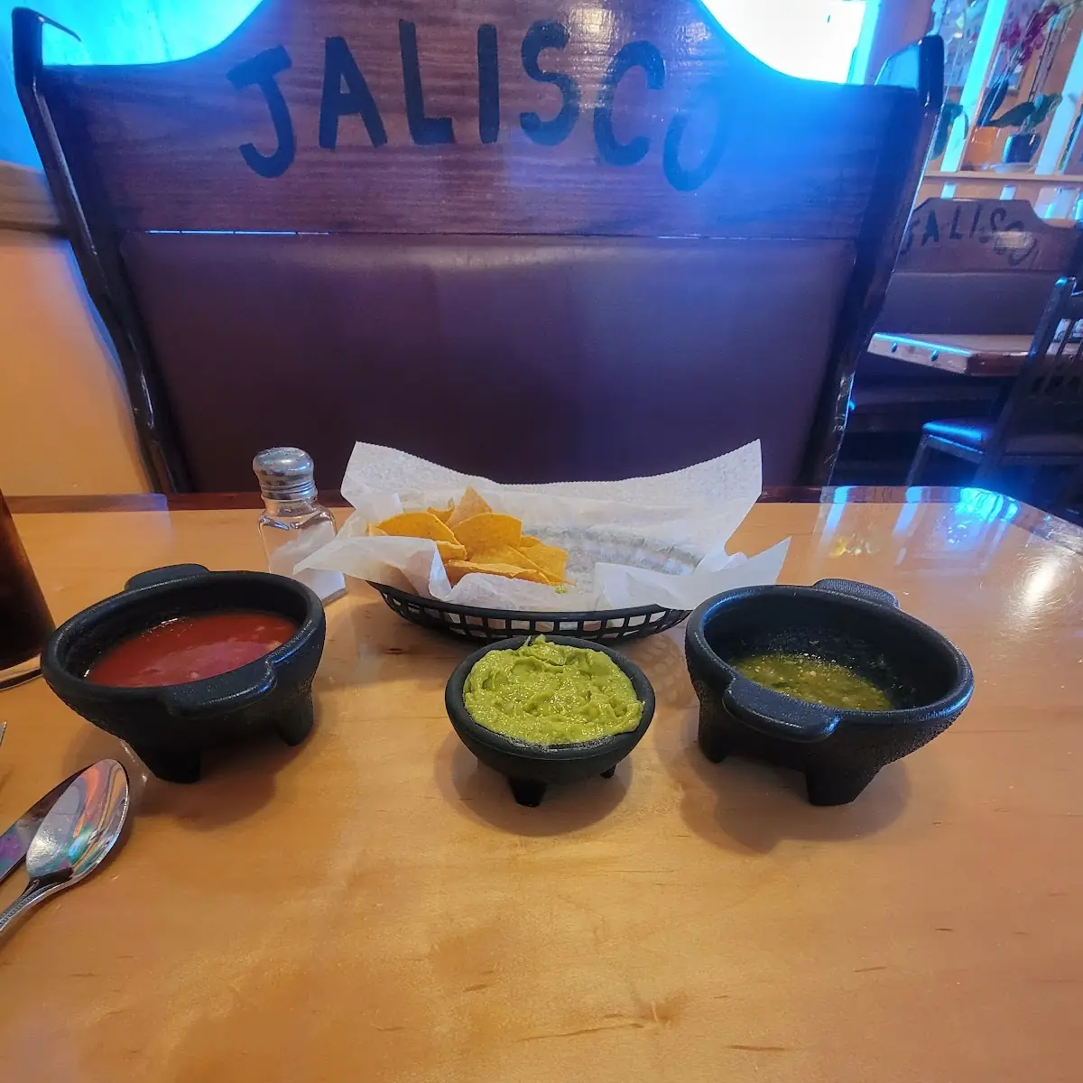 Guacamole and Chips and Salsa Verde