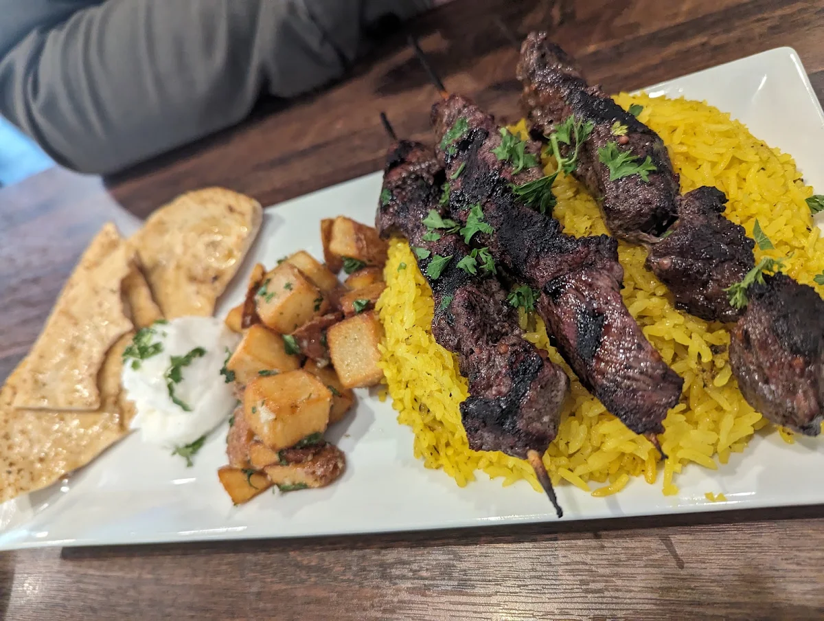 Beef Kabob Plate, Donair On The Run