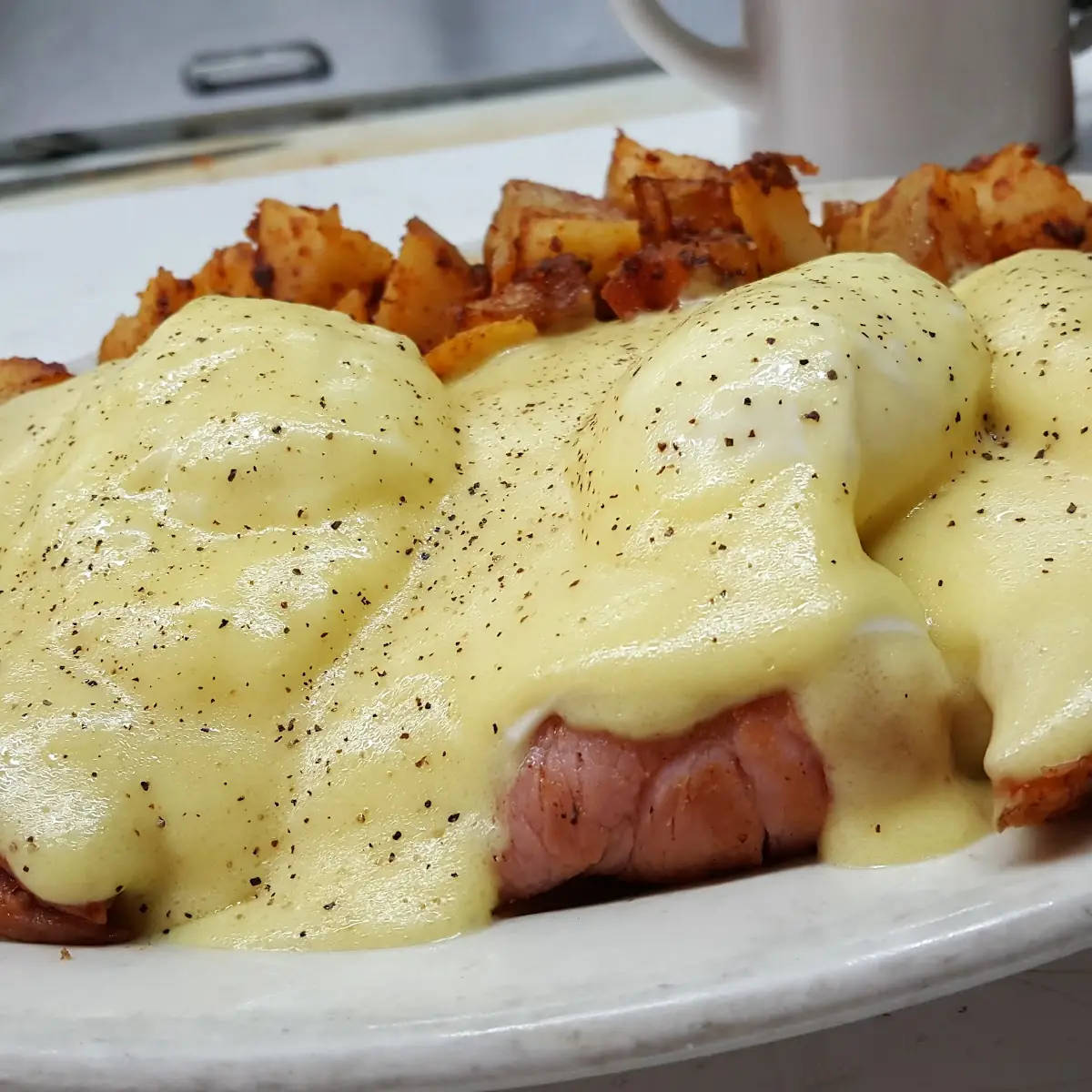 Eggs Benedict
