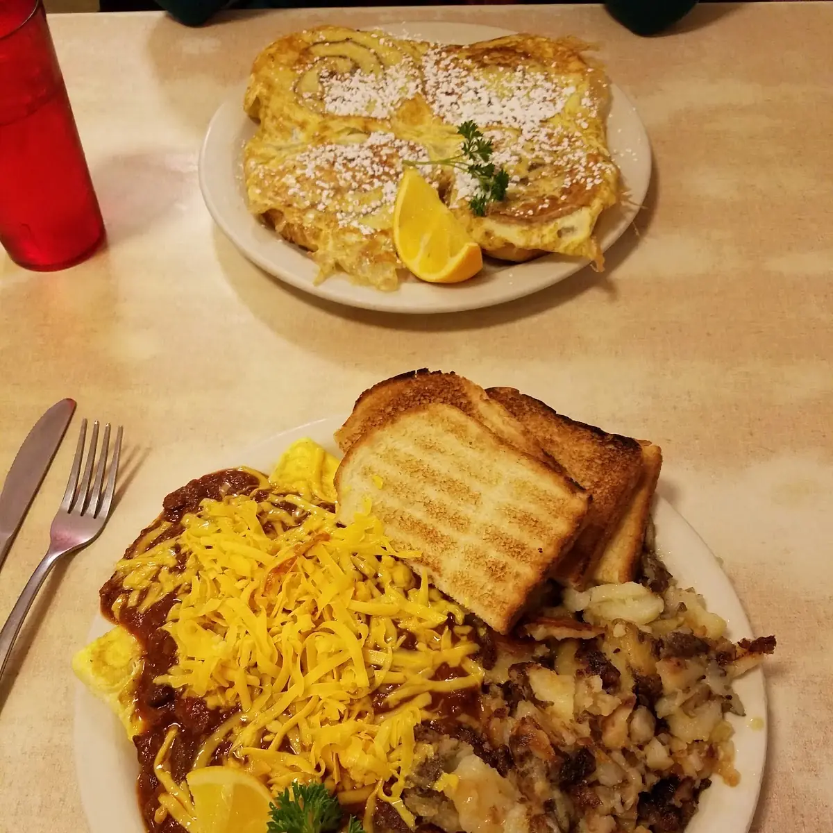 Chili Cheese Omelet w Yanks