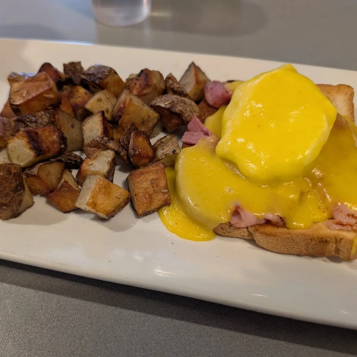 Eggs Benedict