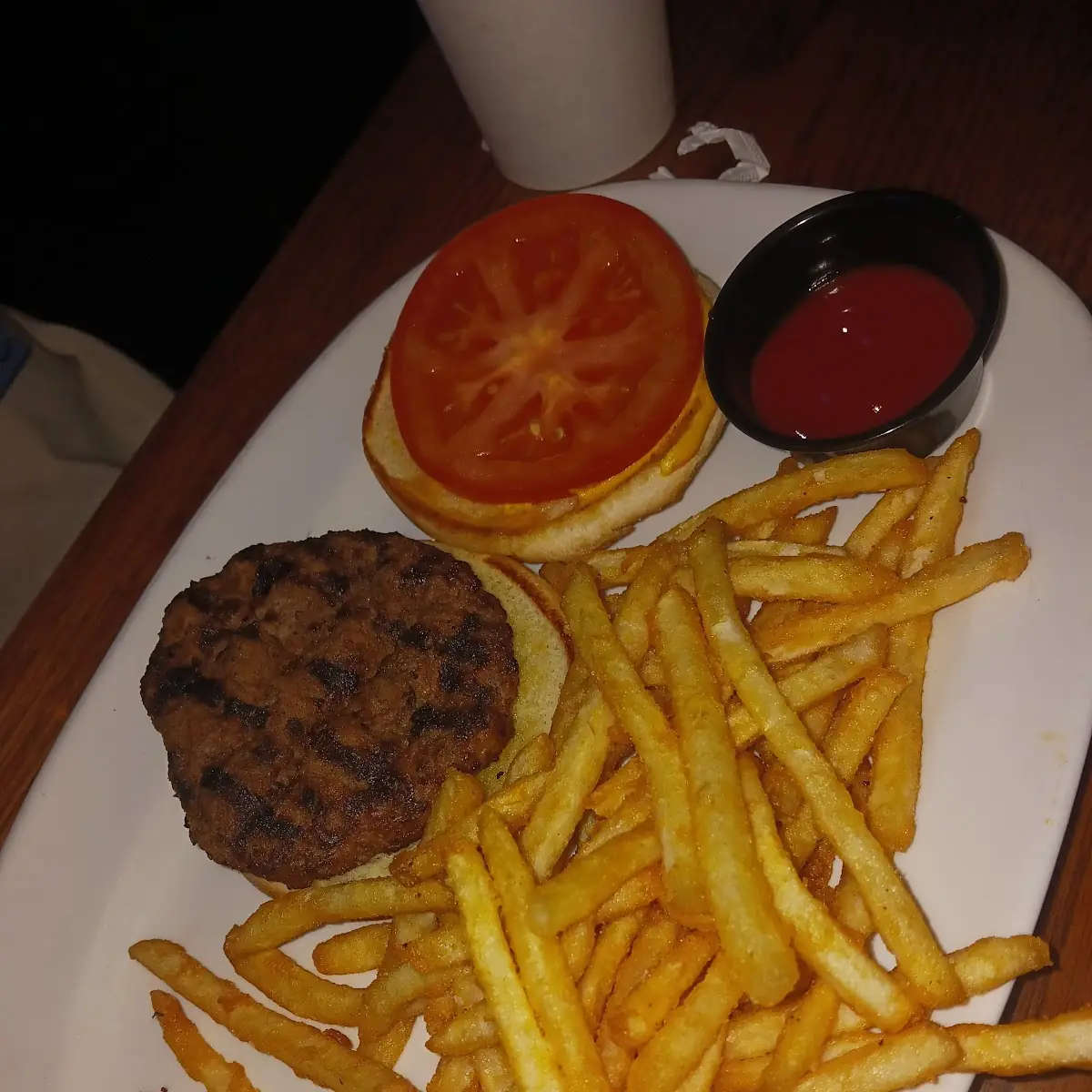 Cheeseburger with Fries and Bacon Jam