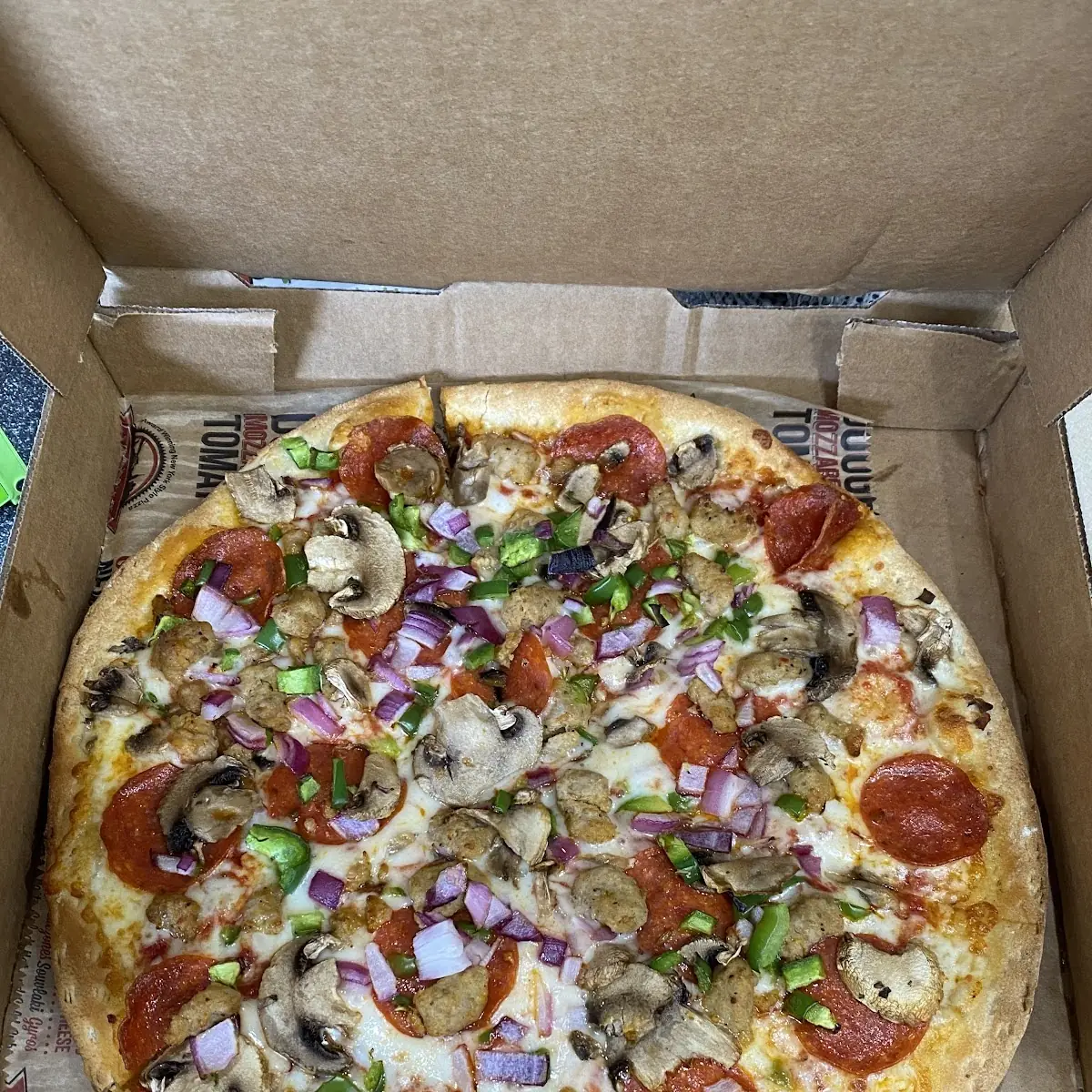 Manhattan Supreme Pizza Large