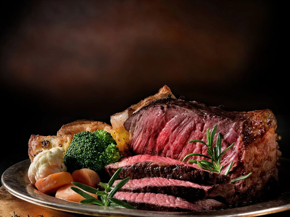 Highlights, Family Roast Carvery