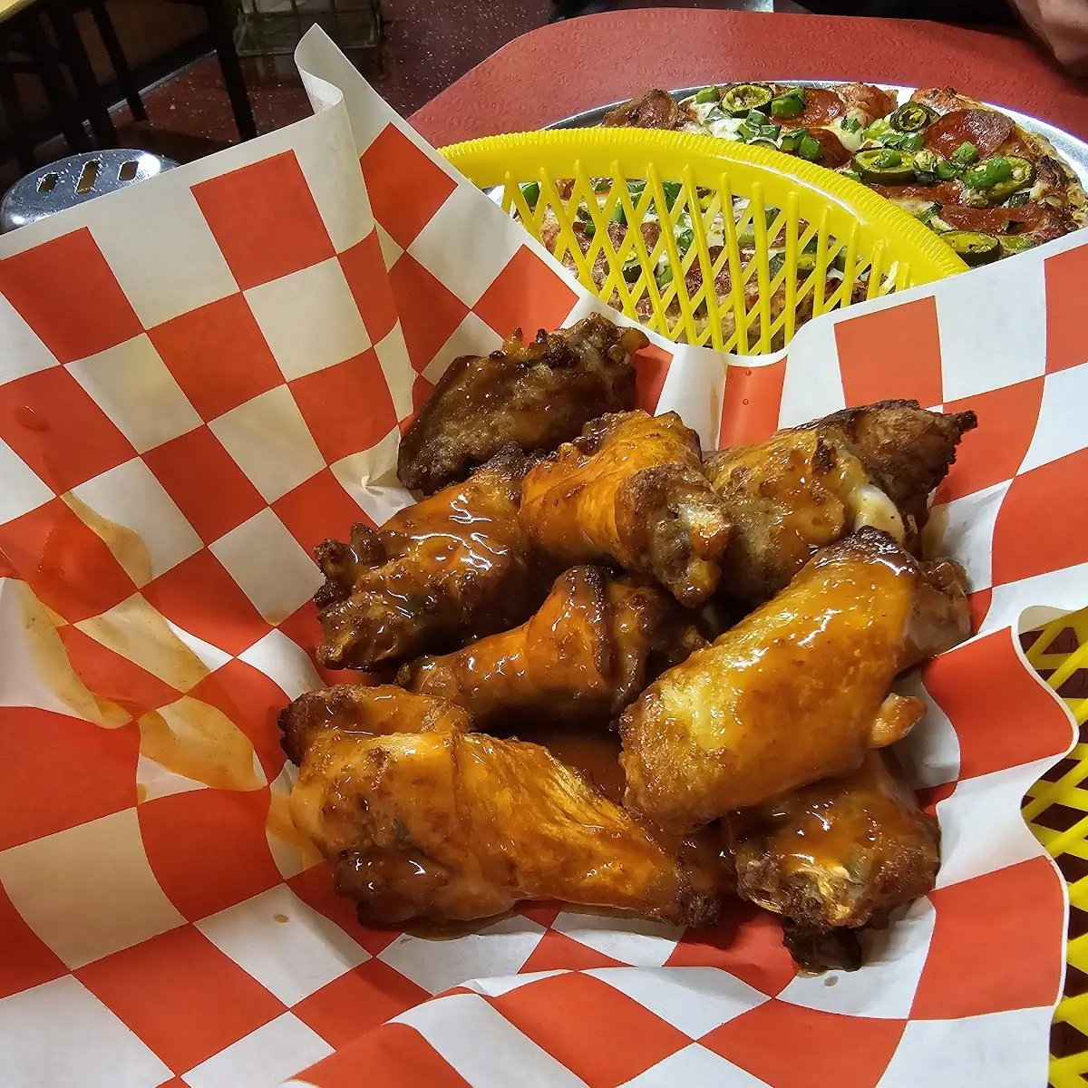 Buffalo Chicken (16" Extra Large)
