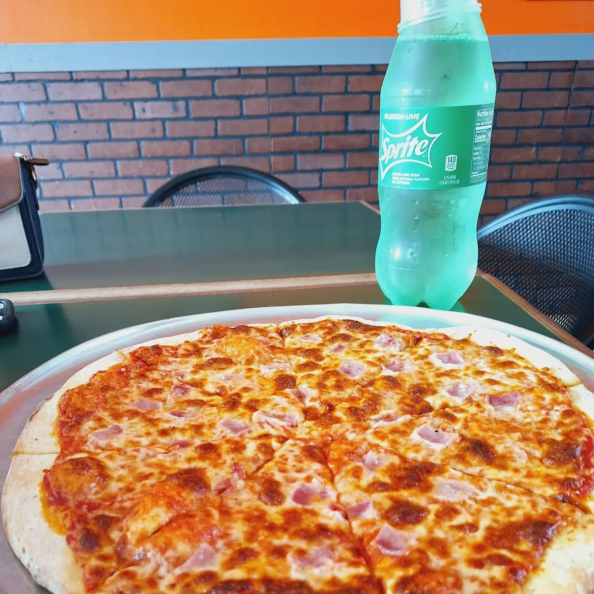Pizza De Jamon