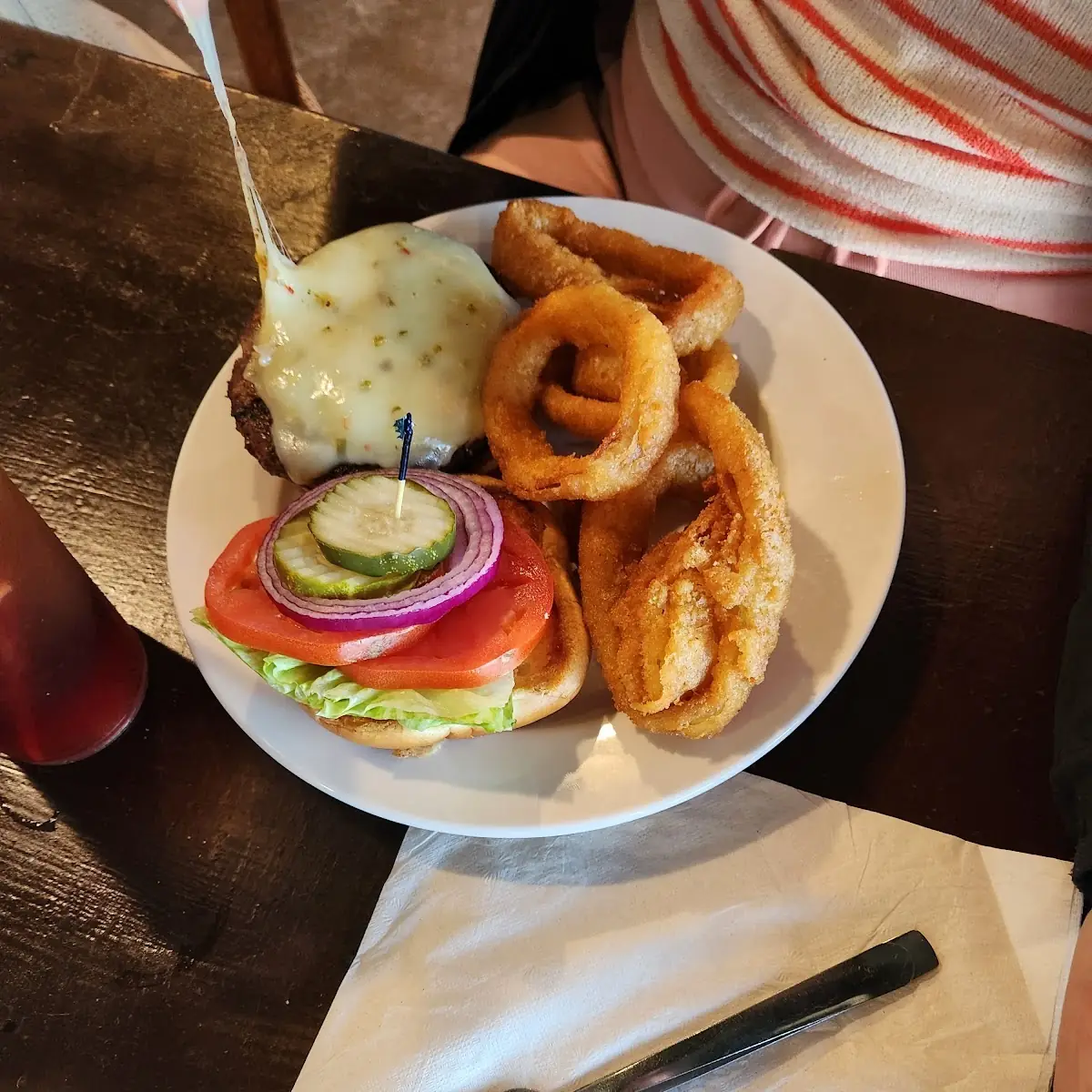 Hamburger with Onion Rings