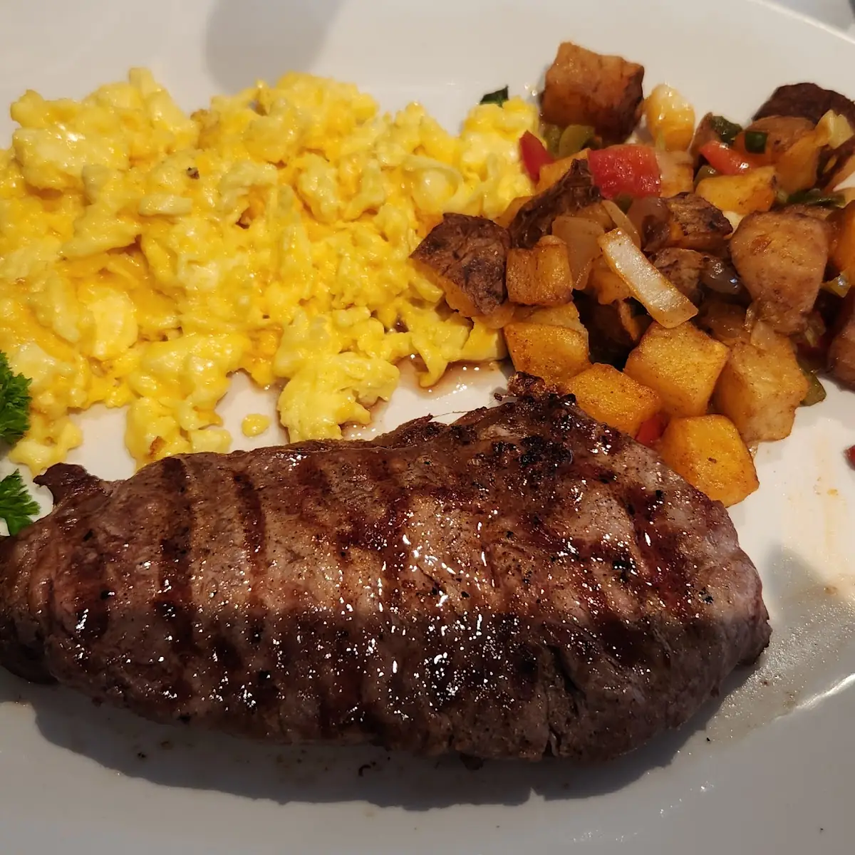 Steak & Eggs GF