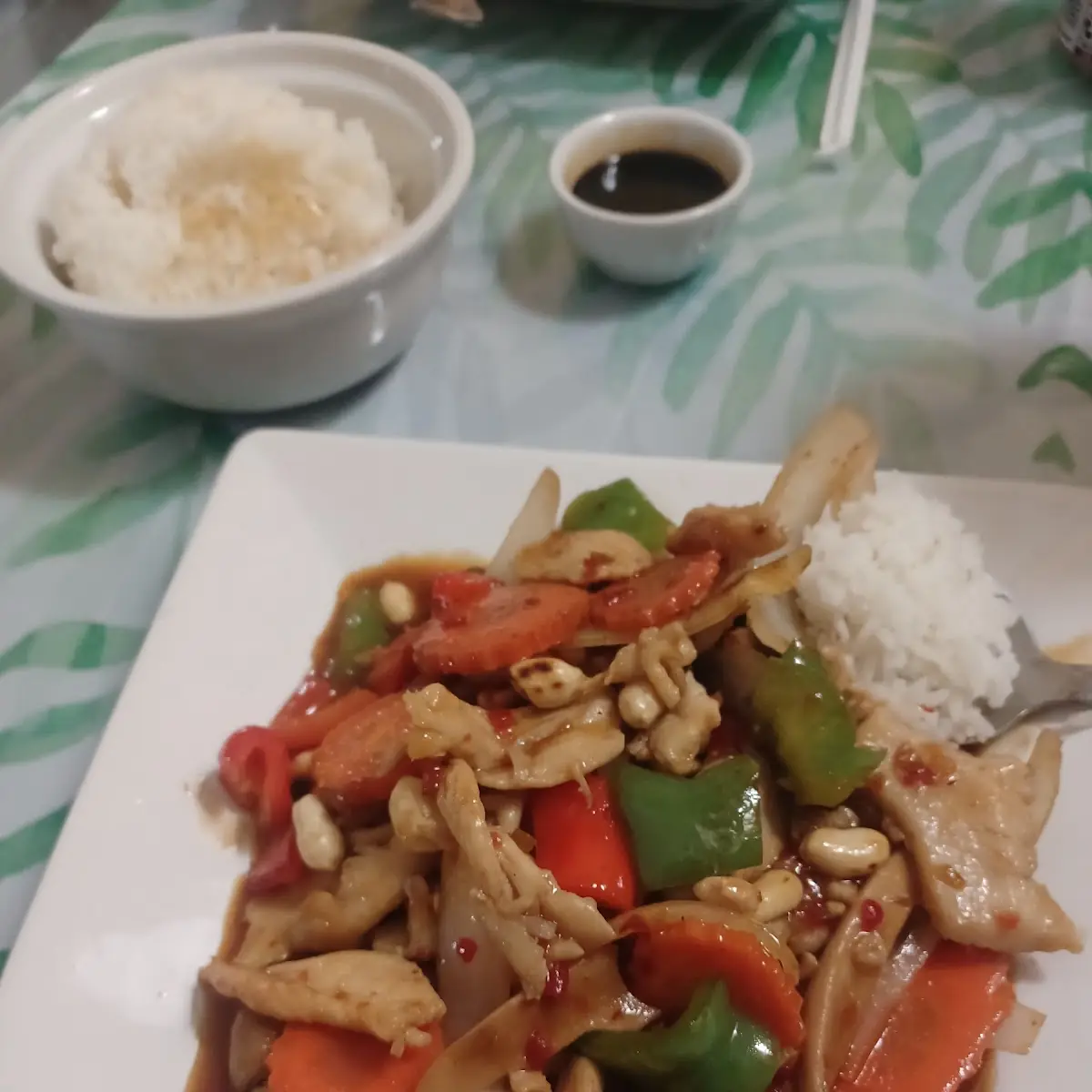 Cashew Chicken