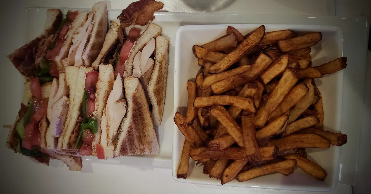 Club Sandwitch with Fries