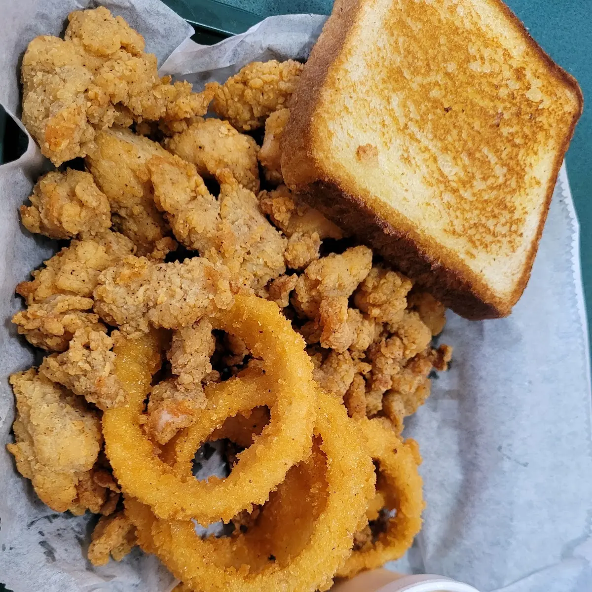 Chicken Basket with Onion Rings