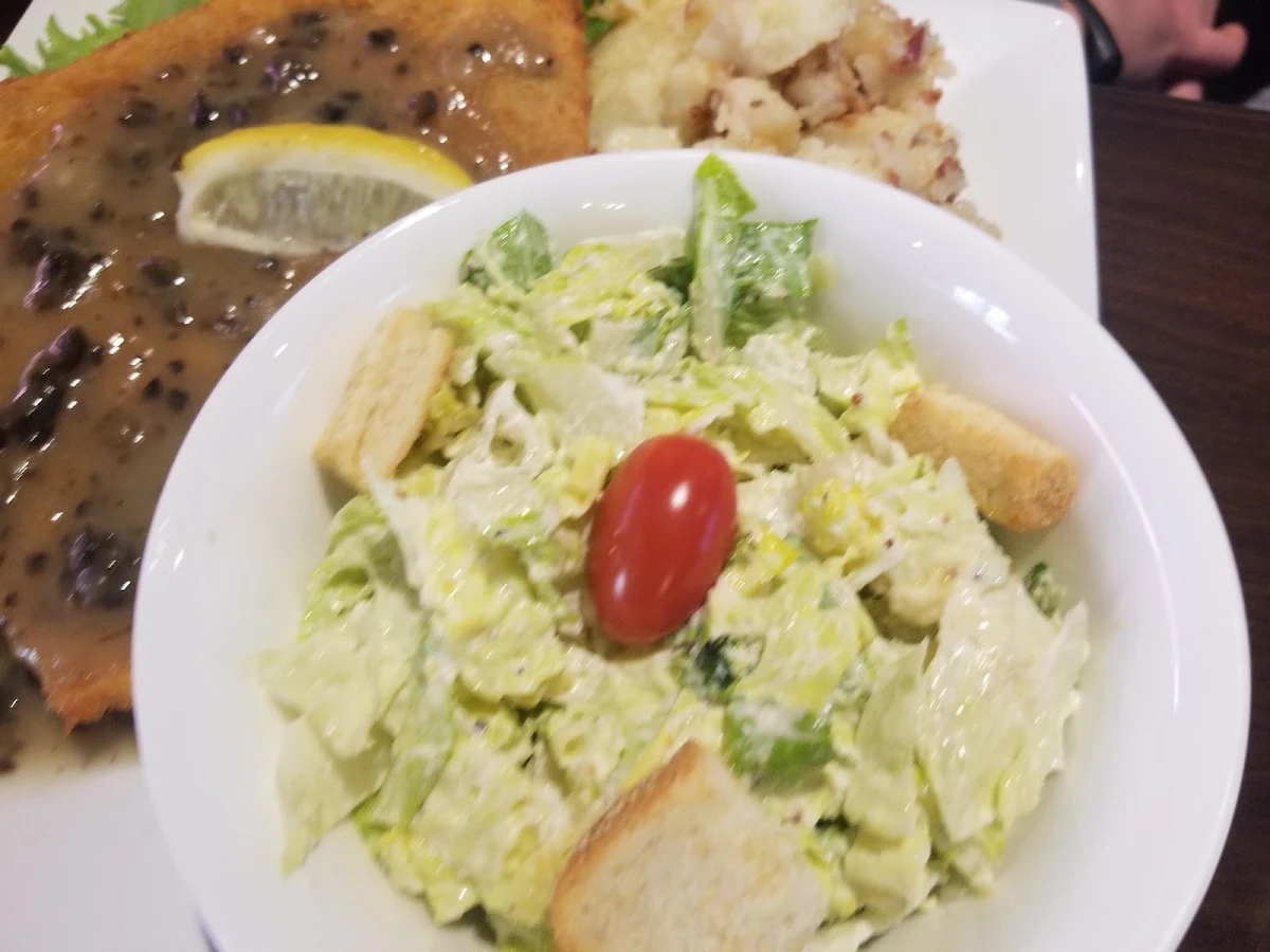 Highlights, Broken English Bistro
