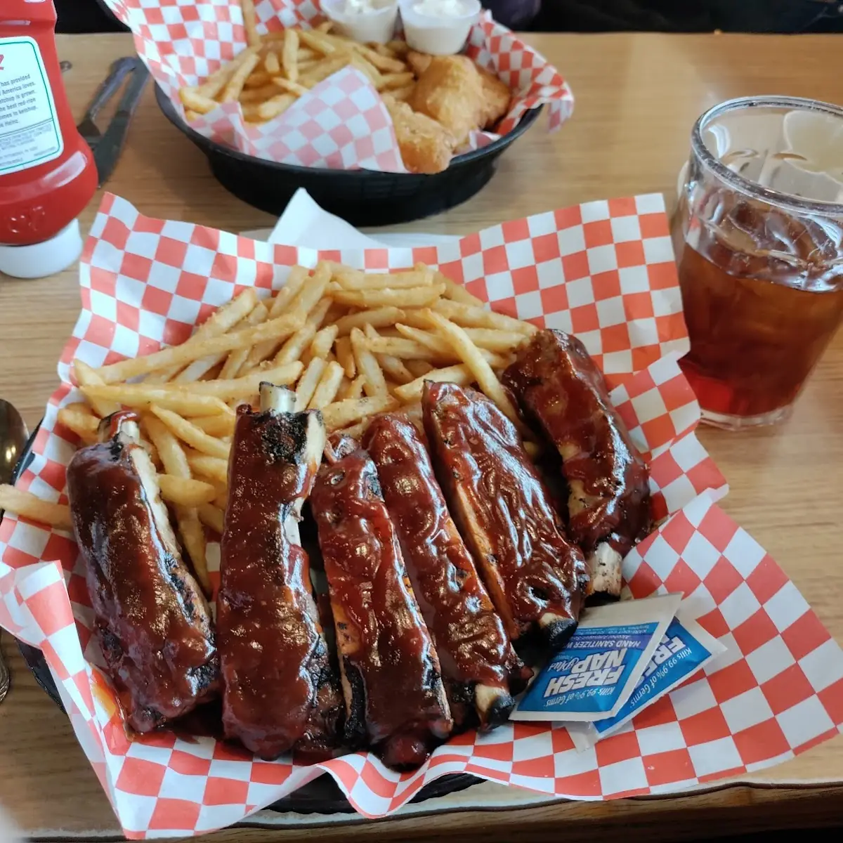 Barbecue Ribs Combo