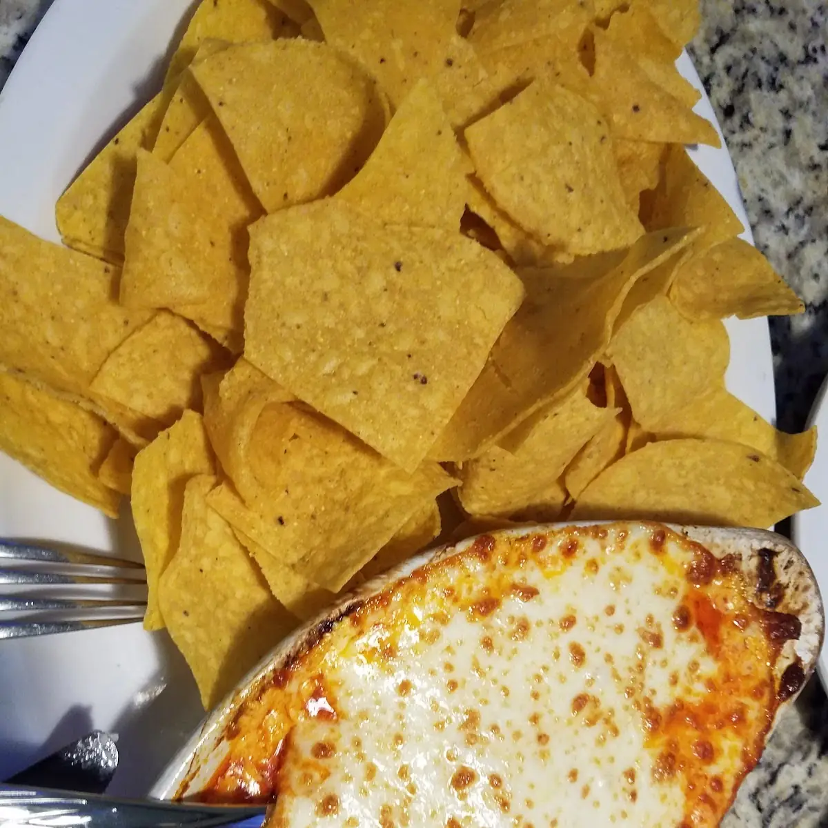 Spinach and Artichoke Dip with Chips