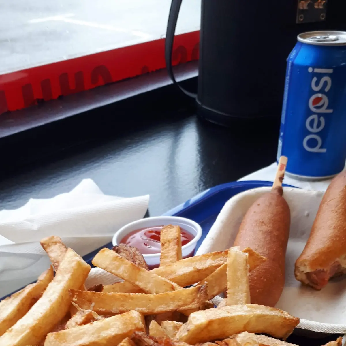 Fries & Pogo, Suzy's Ice Creamporium/Original Alberts