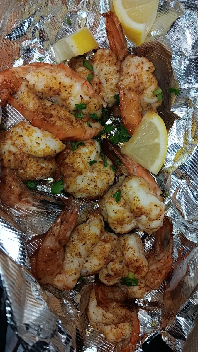 Grilled Shrimp with 1 Scampi Single