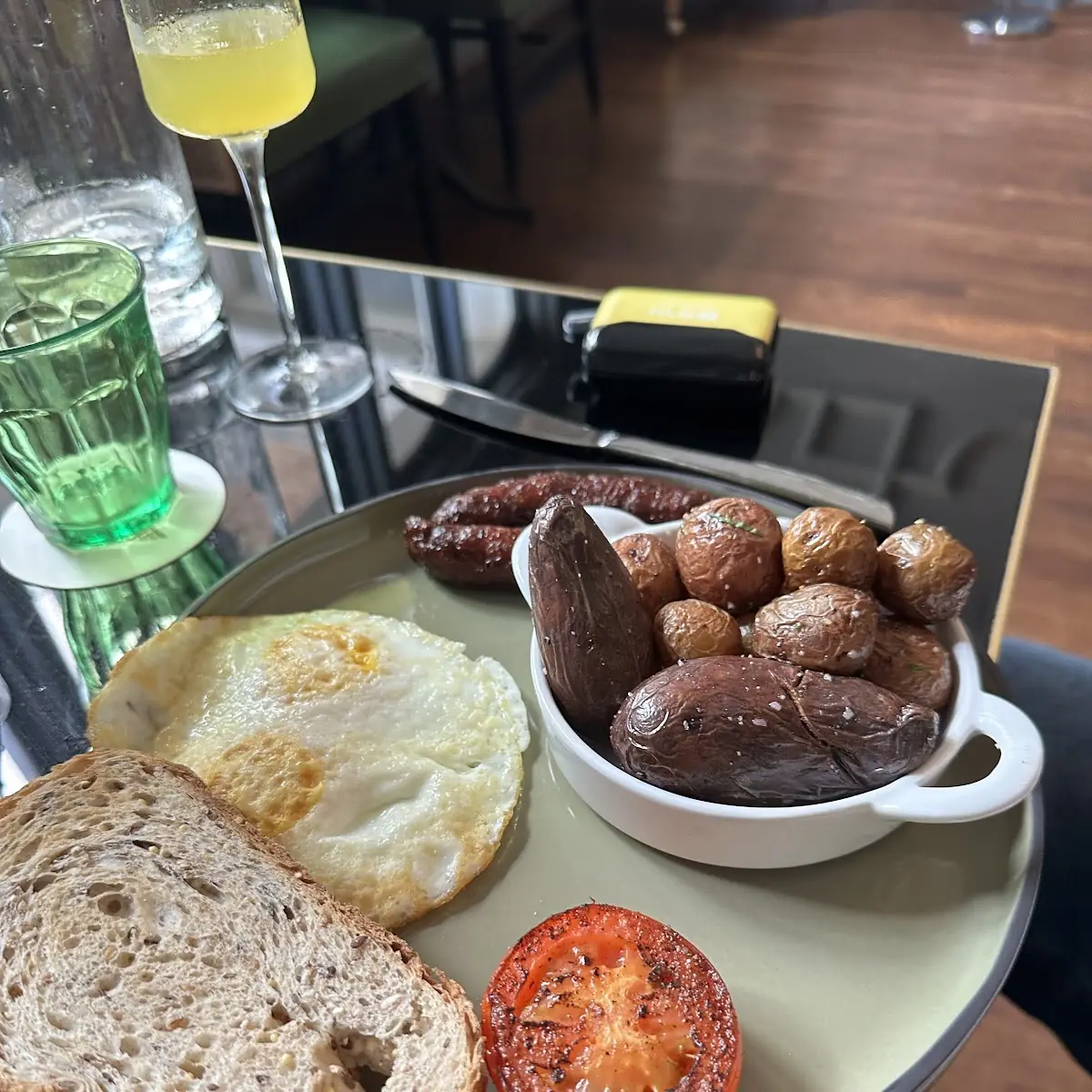 English Breakfast