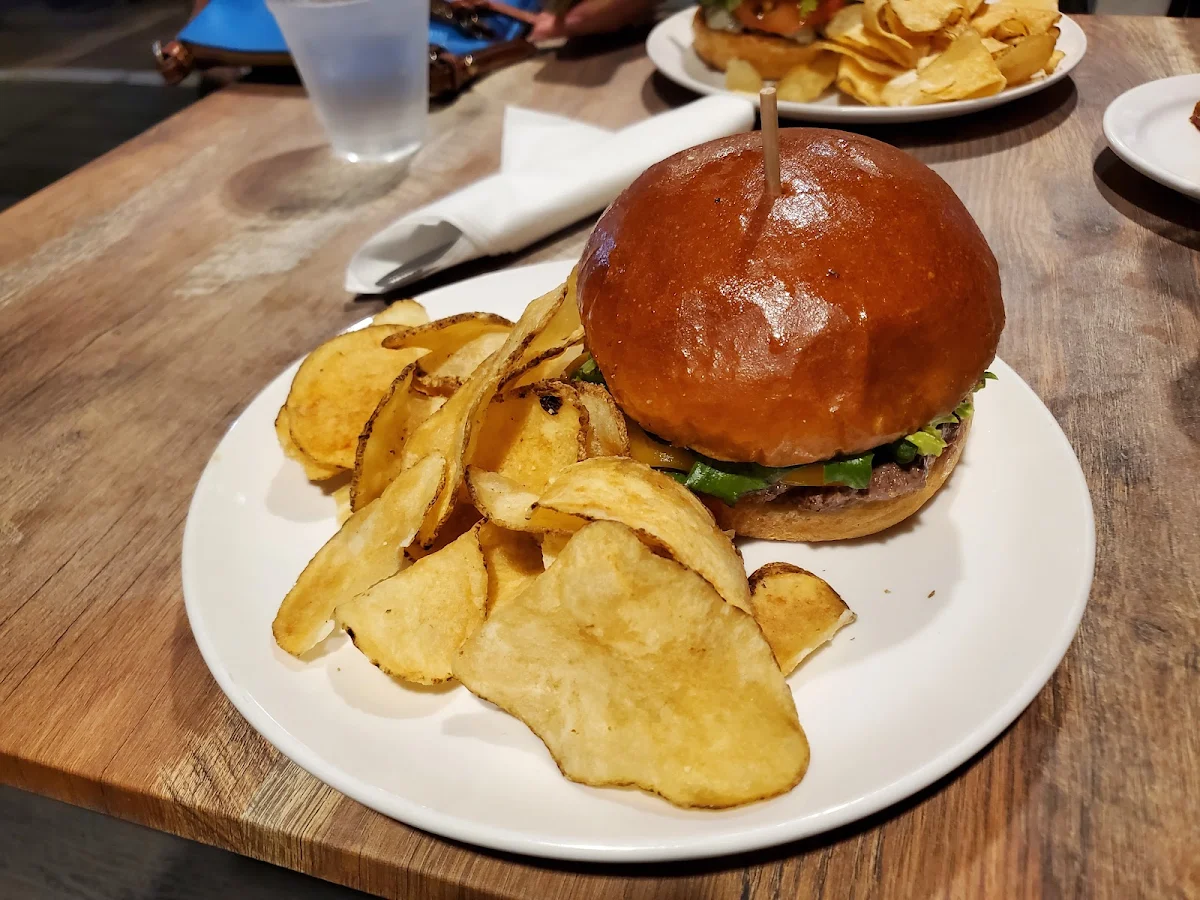 Cheeseburger with Home Fries