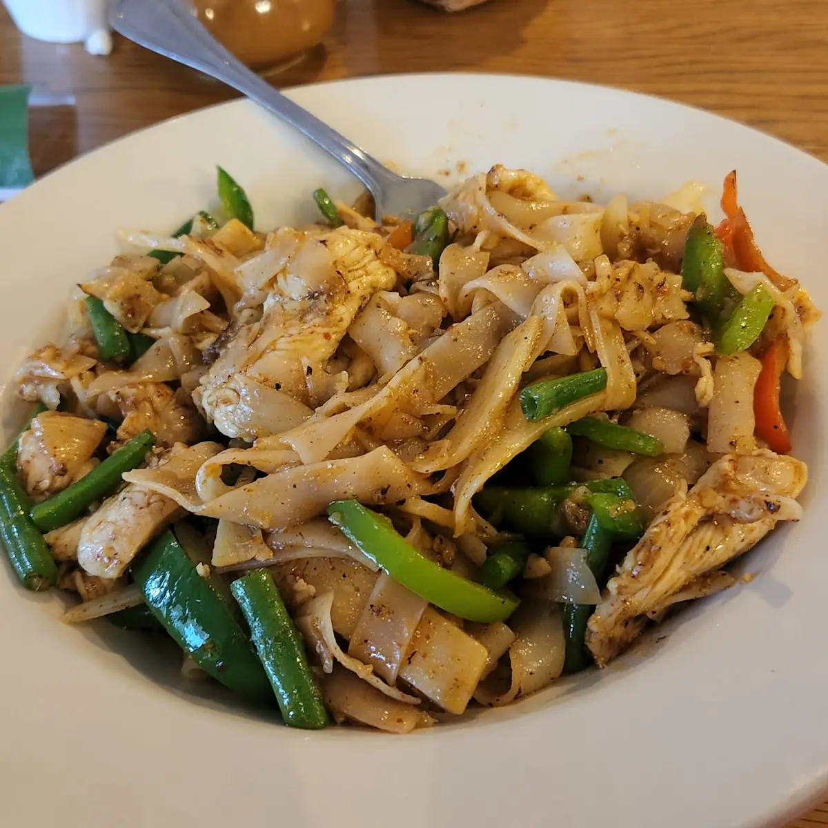 Phad Kee Meow Aka N8
