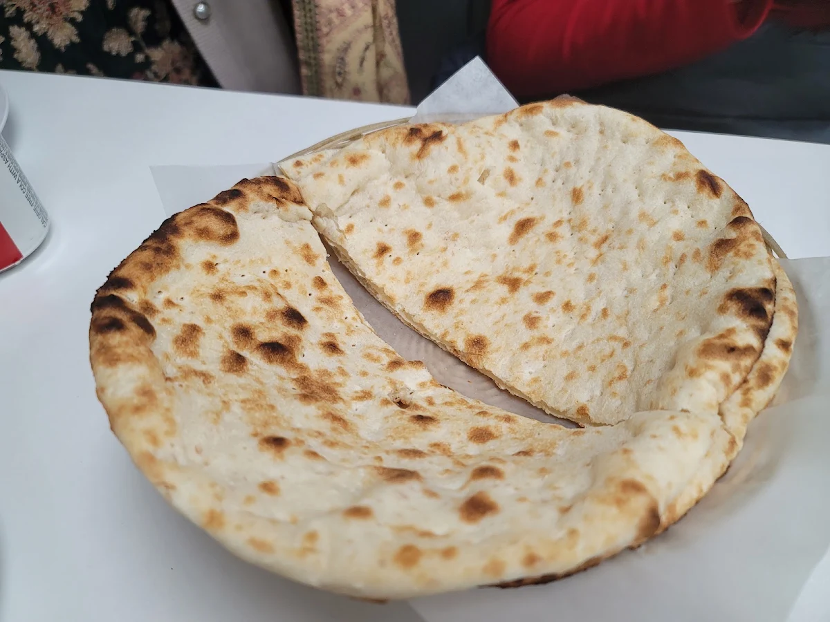 Roghni Naan, PESHAWARI KABAB HUT