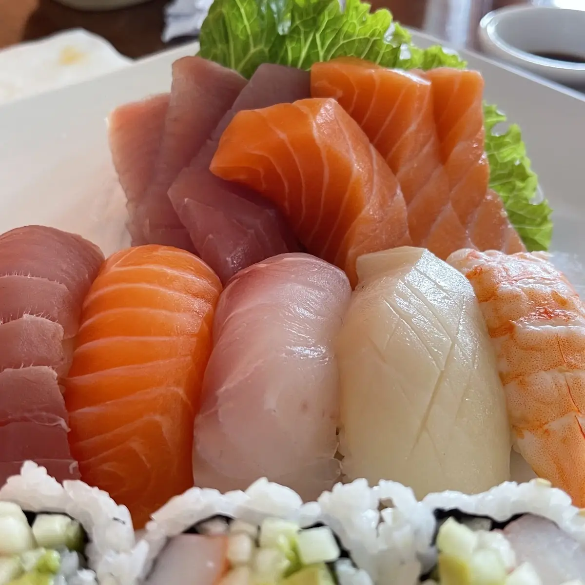 Sushi &Sashimi Combination