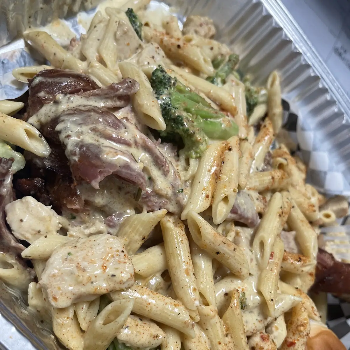 6pc Wing w Half Chicken Pasta