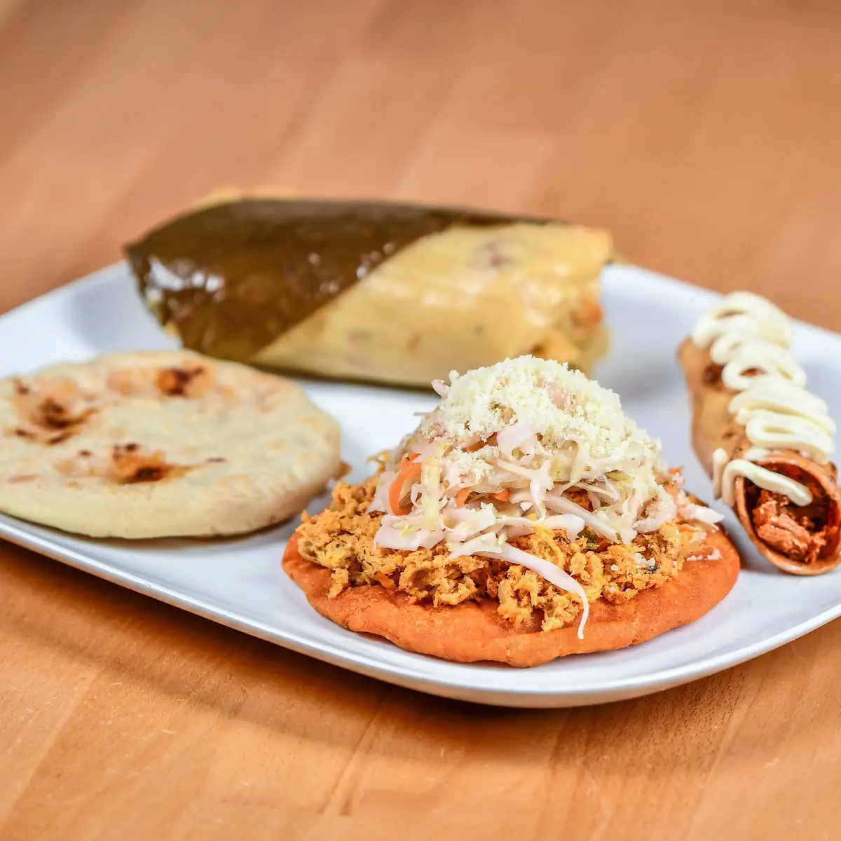 Ensalada Pupusa Loca
