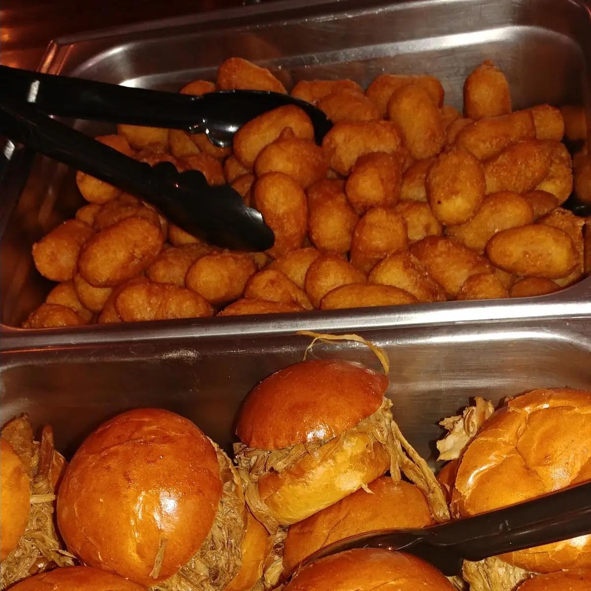 13hr Slow Roasted Pulled Pork Sliders