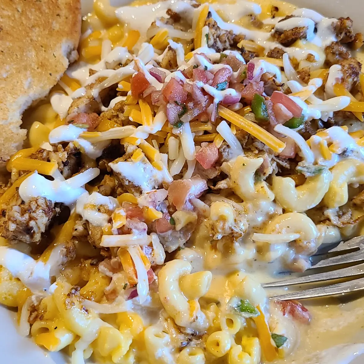 Blacken Chicken Mac and Cheese