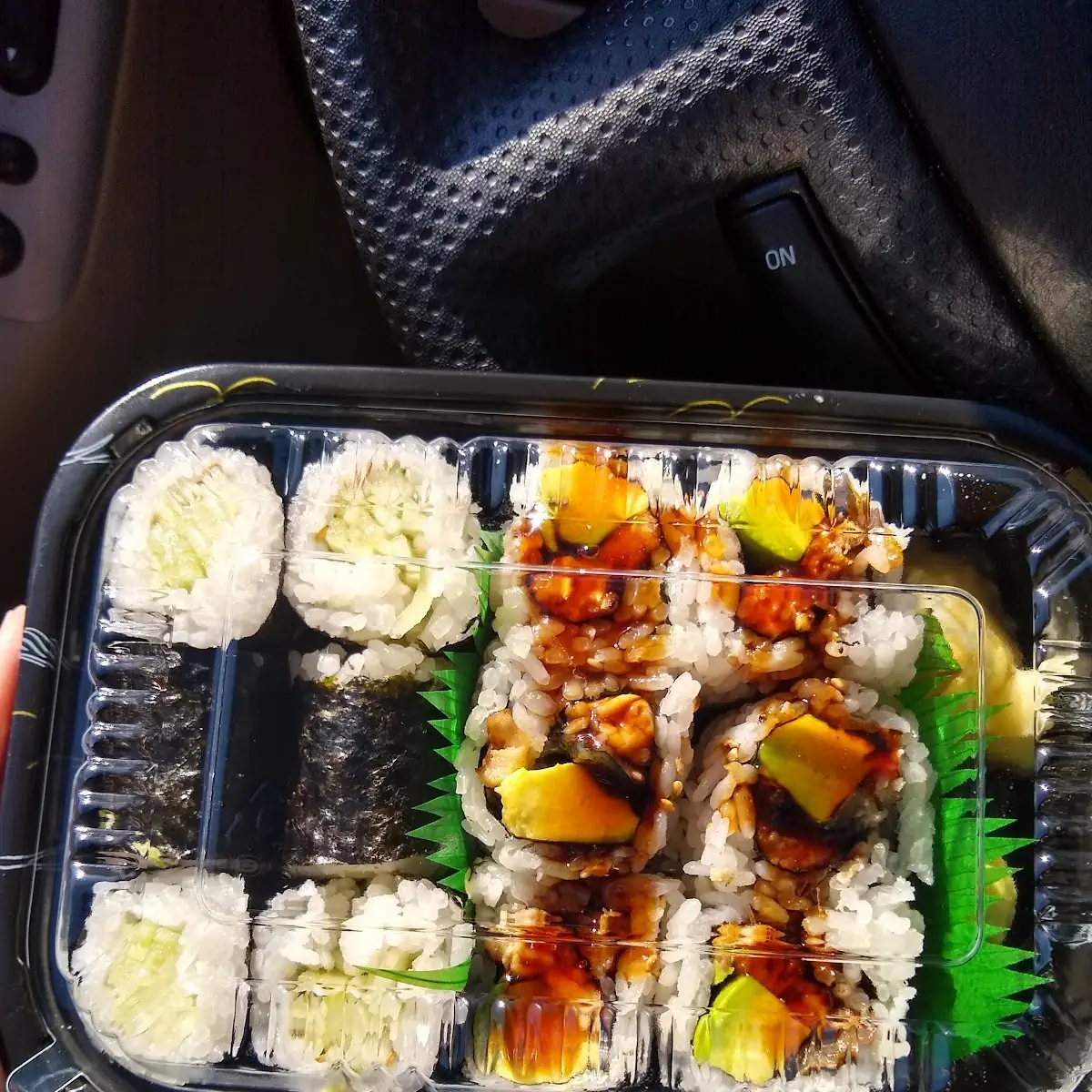 Eel Cucumber Roll
